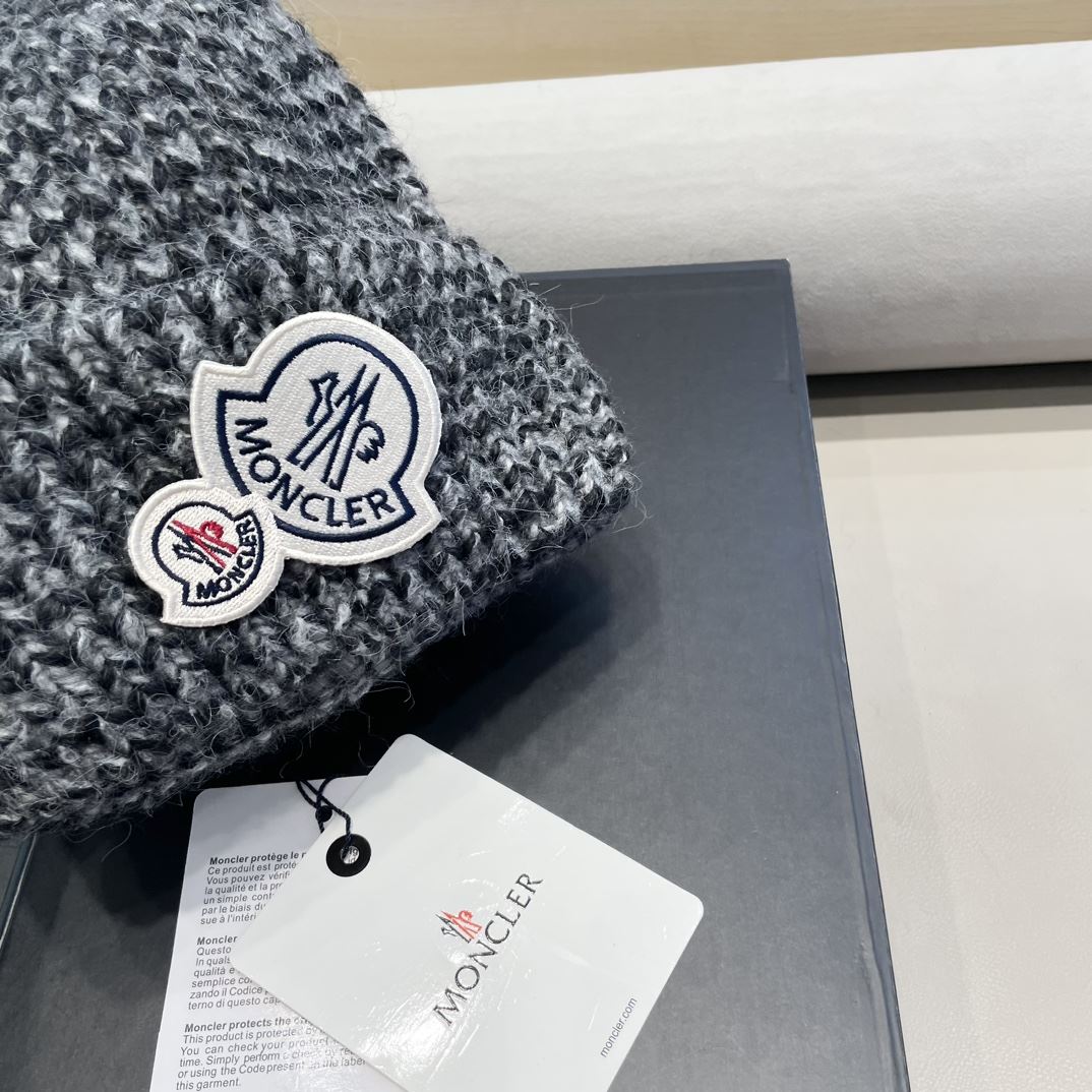 Moncler Caps